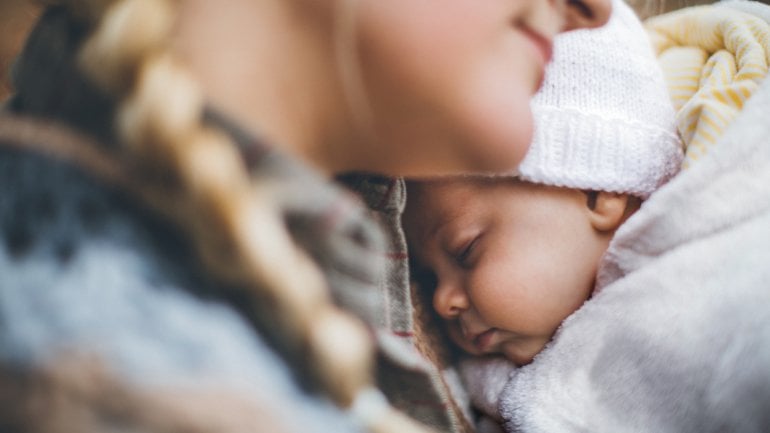 Auf richtige Babykleidung achten