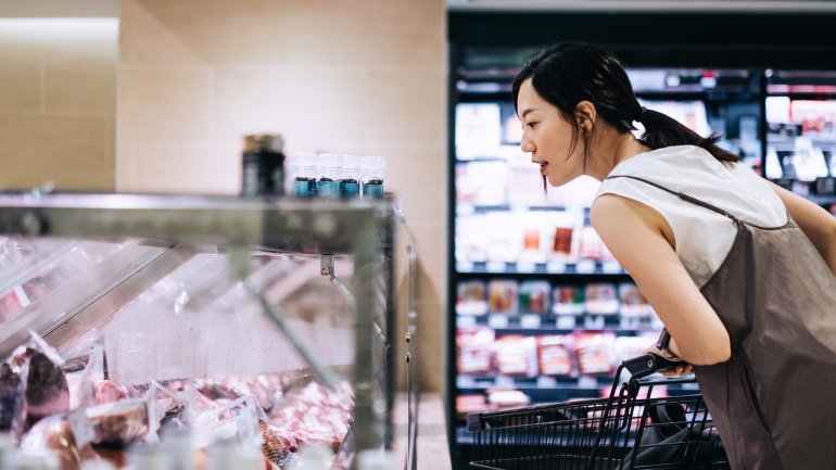 Gastritis: Eignen sich Wurst, Fleisch und Fisch zur Ernährung?