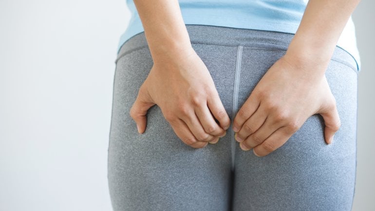 Nässen: Symptom bei vergrößerten Hämorrhoiden