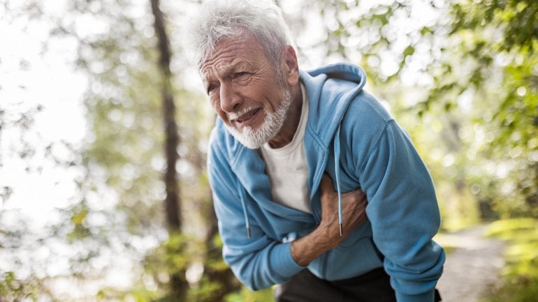 Brustschmerz ist typisches Symptom eines Herzinfarkts