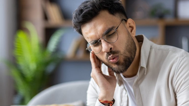 Knubbel hinter dem Ohr: Häufig Lymphknotenschwellung