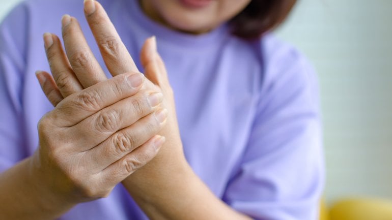 Infektionskrankheiten als Auslöser tauber Fingerspitzen