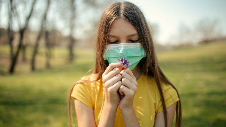 Tipp gegen Heuschnupfen: Maske tragen