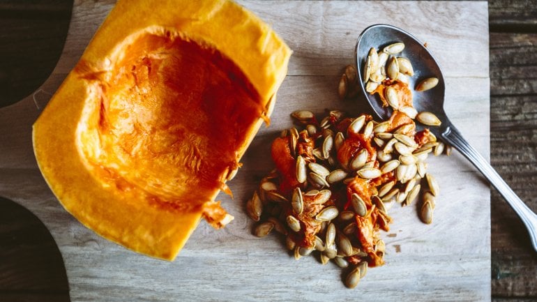 Gesunder Snack: Kürbiskerne nicht wegwerfen