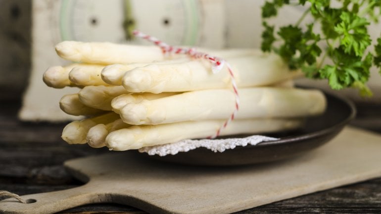 Spargel wirkt entwässernd und reinigend