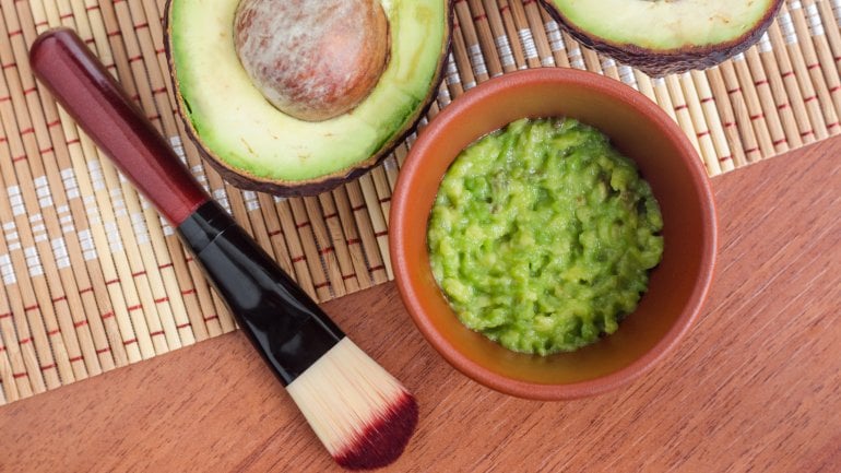 Avocado als Hausmittel bei trockener Haut